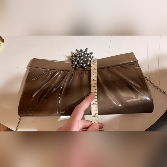 Women Taupe Tan Jeweled Pearls Purse Evening Party Handbag - Picture 3 of 5